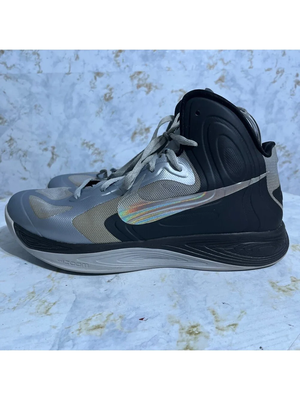 Nike Hyperfuse 2012 Mens Size 11.5 Basketball Shoes Gray Black Athletic Sneakers